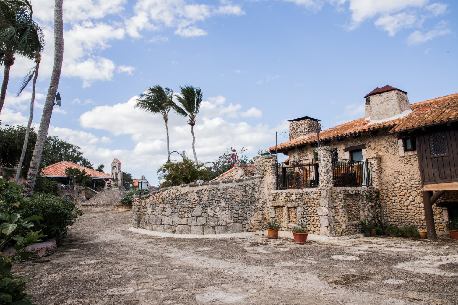 altos de chavon pueblo piedra